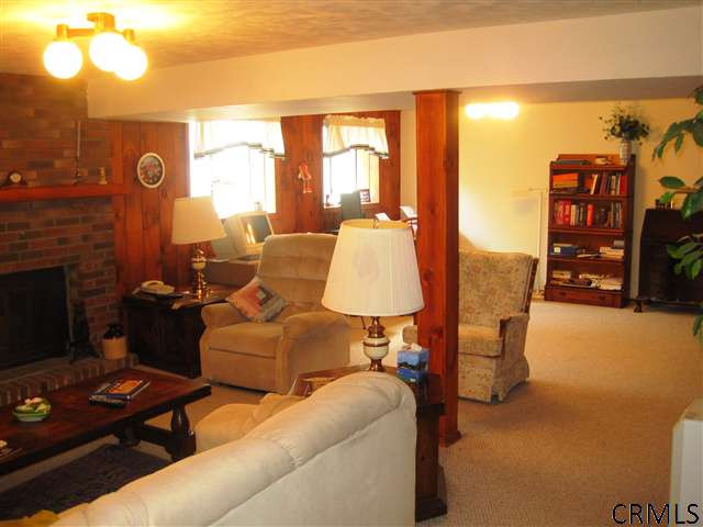 74 Algonquin Road Halfmoon, NY 12065 - Photo 4 of 15 Photo 4