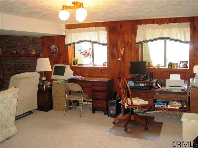 74 Algonquin Road Halfmoon, NY 12065 - Photo 5 of 15 Photo 5