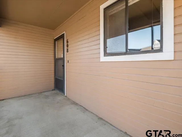 $1,250 | 400 West South Town Drive, Unit 608, Tyler, TX 75703