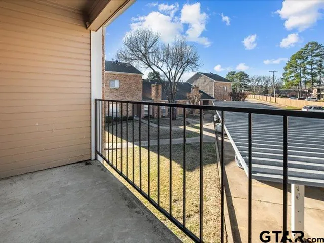 $1,250 | 400 West South Town Drive, Unit 608, Tyler, TX 75703