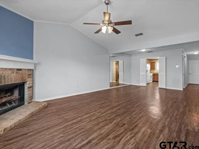 $1,250 | 400 West South Town Drive, Unit 608, Tyler, TX 75703