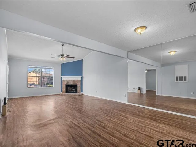 $1,250 | 400 West South Town Drive, Unit 608, Tyler, TX 75703