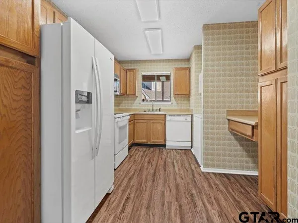 $1,250 | 400 West South Town Drive, Unit 608, Tyler, TX 75703