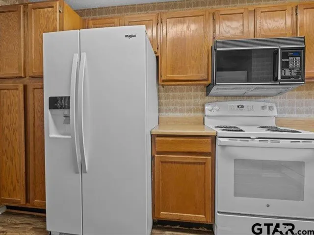 $1,250 | 400 West South Town Drive, Unit 608, Tyler, TX 75703