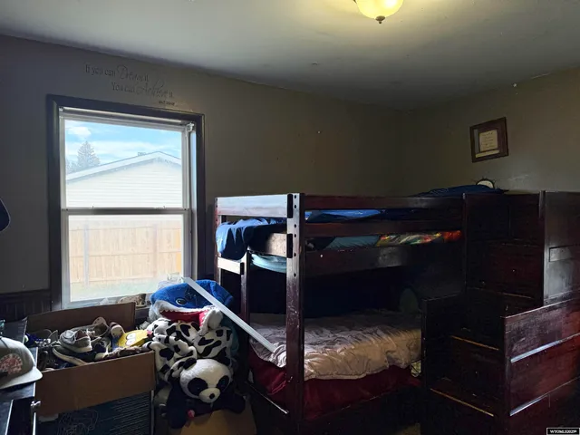 $259,500 | 1002 Sorensen Drive, Kemmerer, WY 83101