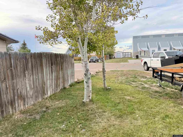 $235,000 | 1002 Sorensen Drive, Kemmerer, WY 83101