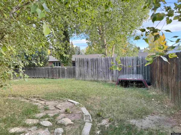 $235,000 | 1002 Sorensen Drive, Kemmerer, WY 83101