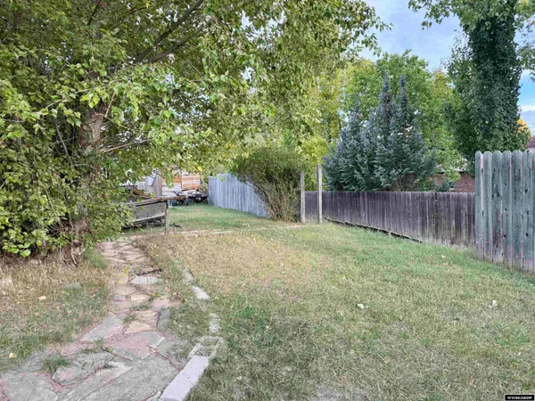 $235,000 | 1002 Sorensen Drive, Kemmerer, WY 83101