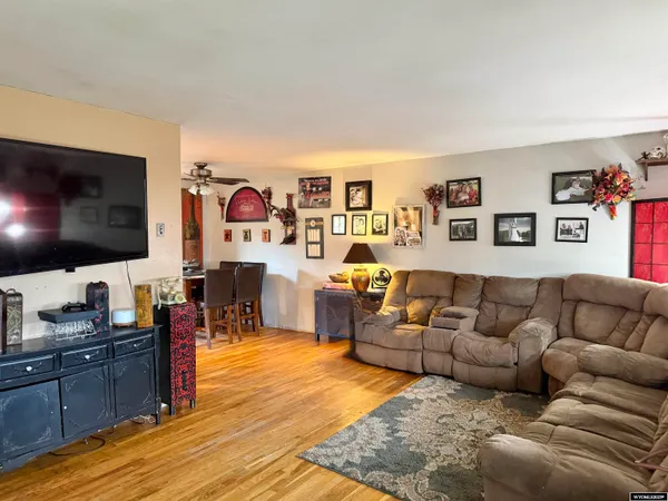 $235,000 | 1002 Sorensen Drive, Kemmerer, WY 83101