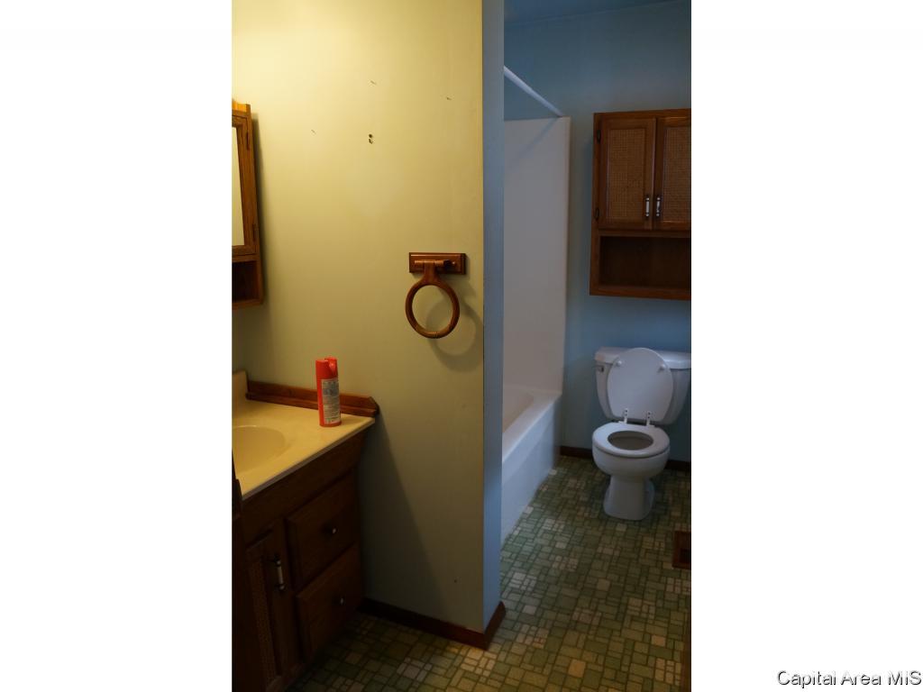 261 East Banister Road Springfield, IL 62707 - Photo 16 of 20 Gallery Image 16
