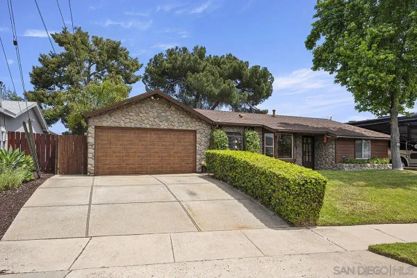 $810,000 | 9427 West Heaney Circle, Santee, CA 92071