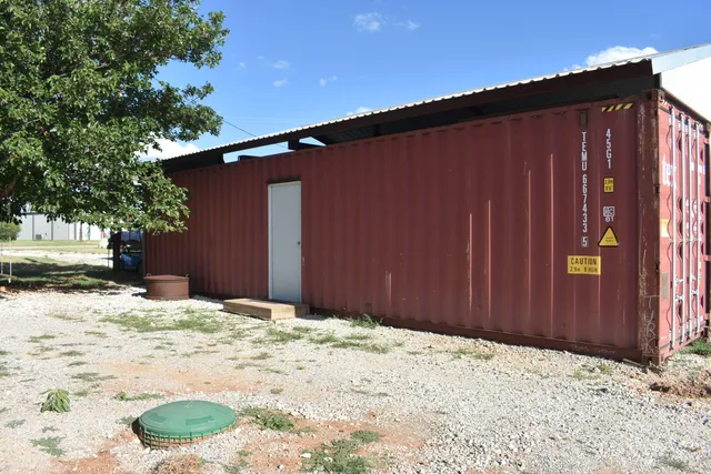 $375,000 | 364 Wharton Drive, Seymour, TX 76380