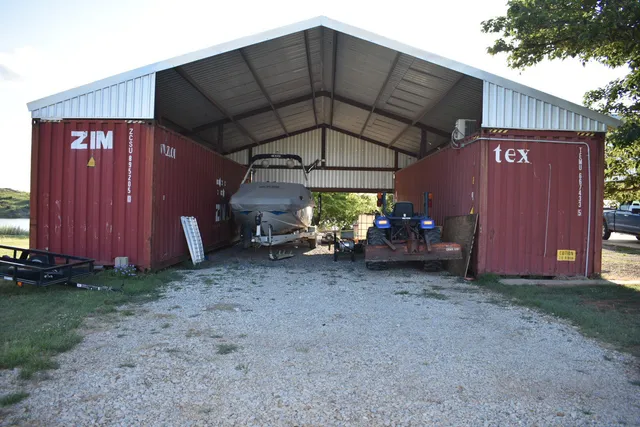 $375,000 | 364 Wharton Drive, Seymour, TX 76380