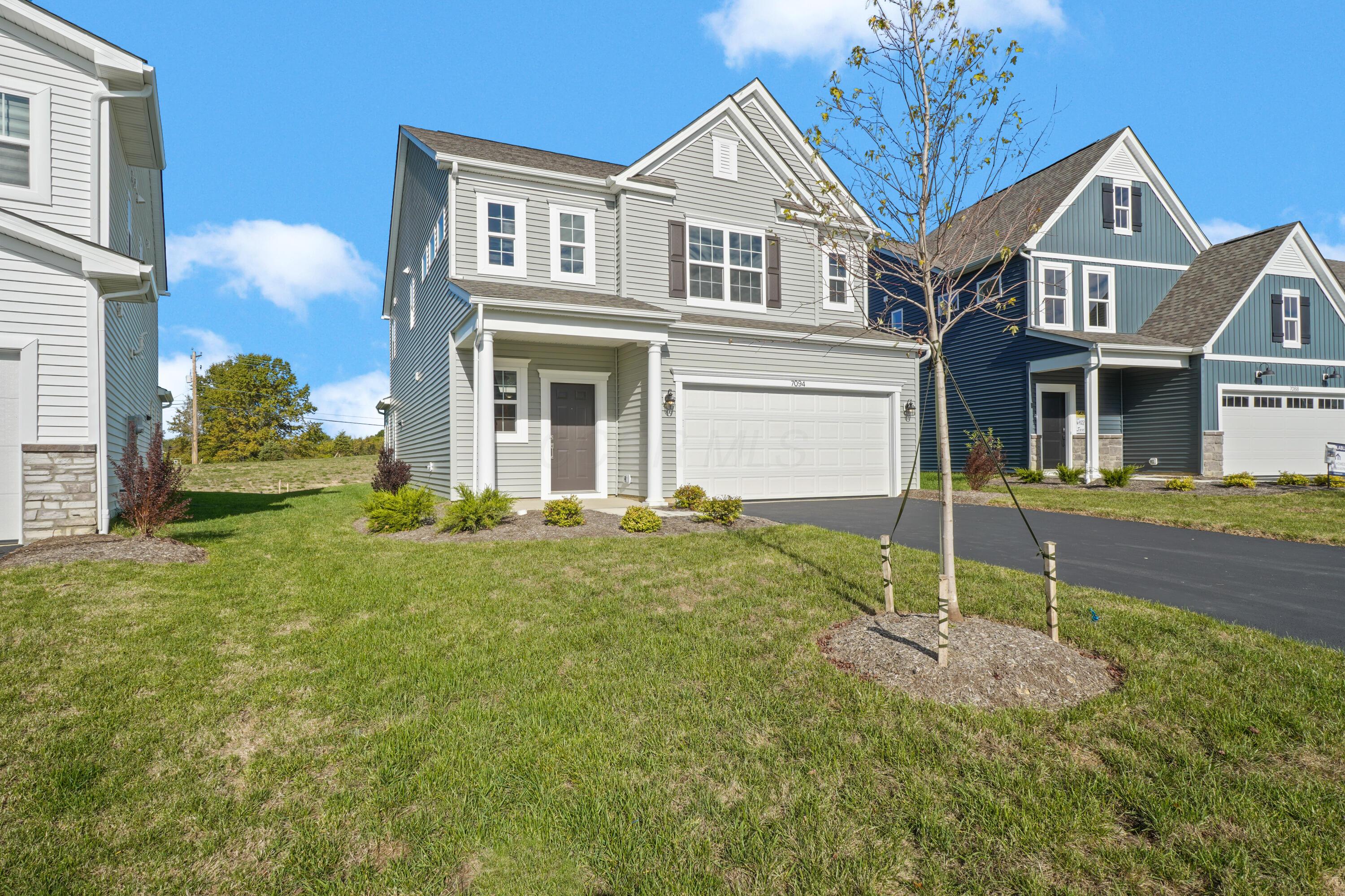 7094 Unitas Loop Powell, OH 43065 - Photo 2 of 42 Exterior