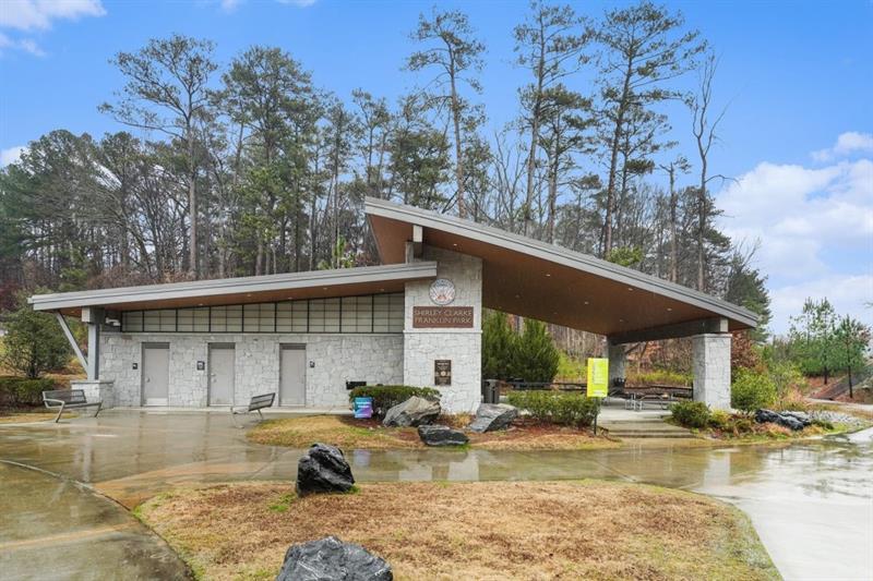 2047 Baker Road Northwest Atlanta, GA 30318 - Photo 26 of 28