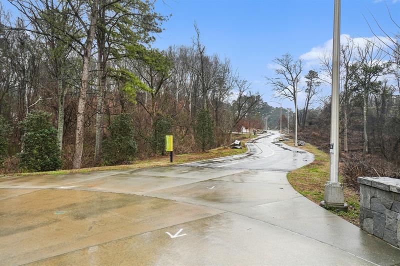 2047 Baker Road Northwest Atlanta, GA 30318 - Photo 27 of 28