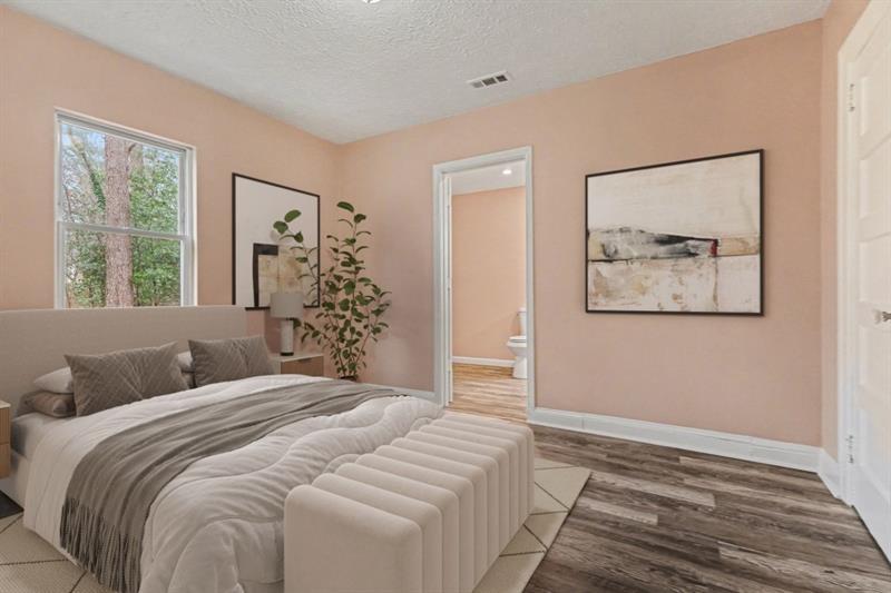 2047 Baker Road Northwest Atlanta, GA 30318 - Photo 4 of 28