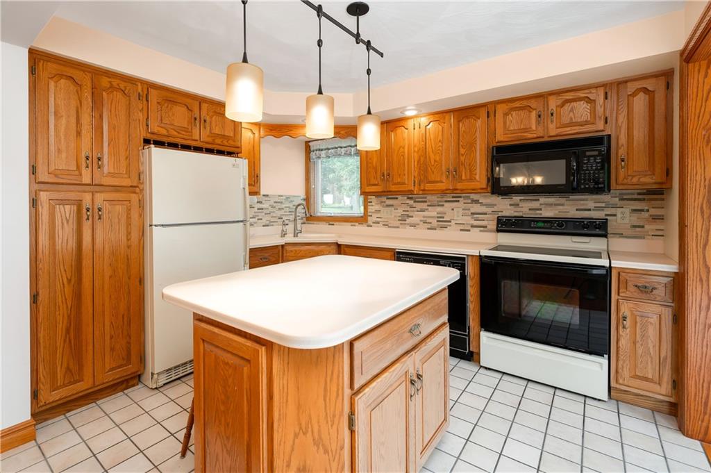112 Philmar Drive Butler, PA 16002 - Photo 16 of 35