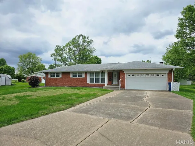 $254,900 | 1117 Meadow Lane, Sparta, IL 62286
