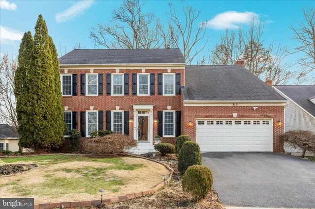 $1,025,000 | 13021 Feldspar Court, Clifton, VA 20124