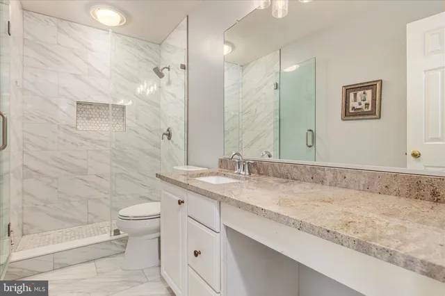 $1,025,000 | 13021 Feldspar Court, Clifton, VA 20124