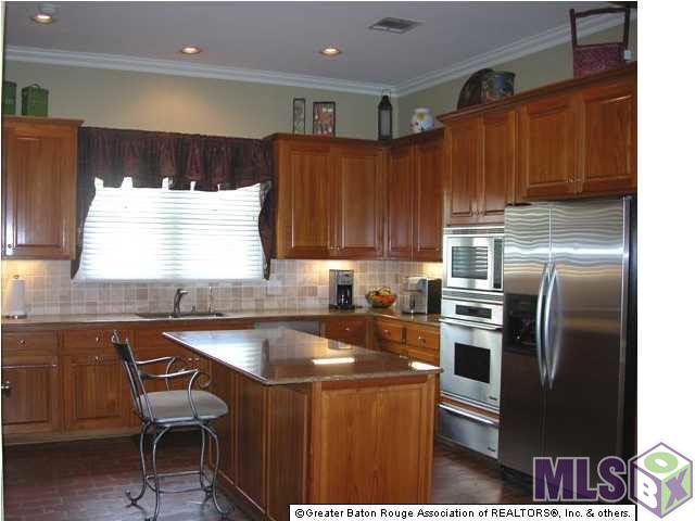 17717 Inverness Avenue Baton Rouge, LA 70810 - Photo 6 of 13 Gallery Image 6