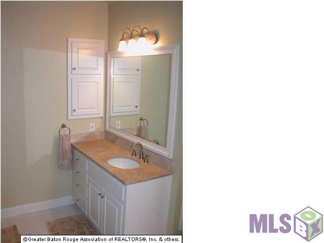 17717 Inverness Avenue Baton Rouge, LA 70810 - Photo 9 of 13 Gallery Image 9