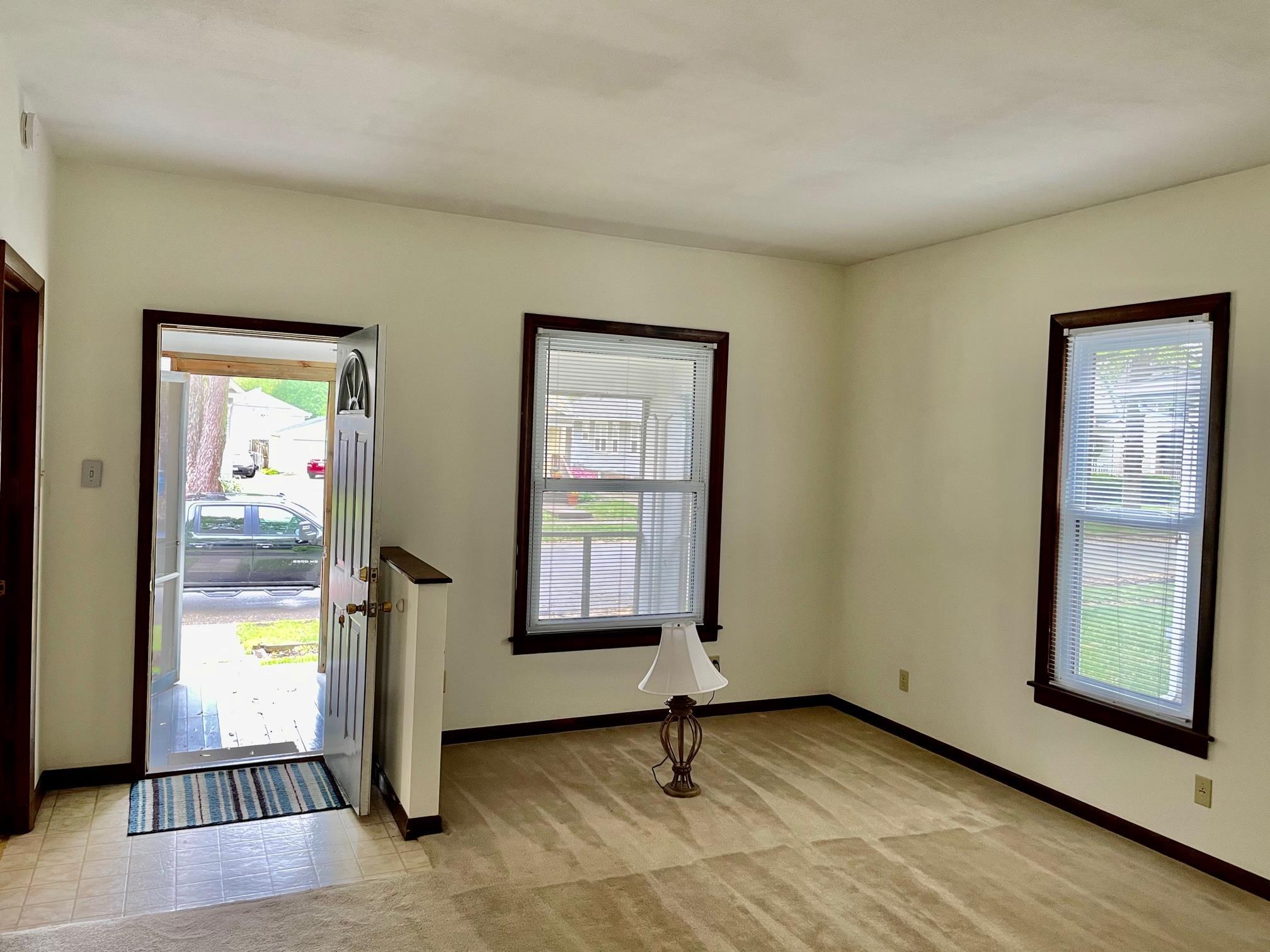 1924 South Spring Street Springfield, IL 62704 - Photo 4 of 17
