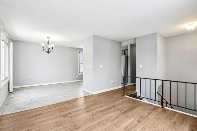 $319,000 | 1845 Walden Circle, Aurora, IL 60506