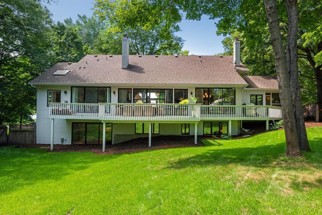 20705 Linwood Road Deephaven, MN 55331 - Photo 22 of 24