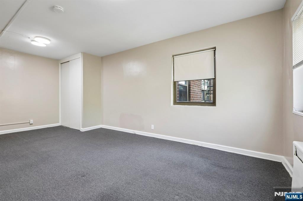 3031 Edwin Avenue, Unit 4H Fort Lee, NJ 07024 - Photo 11 of 33