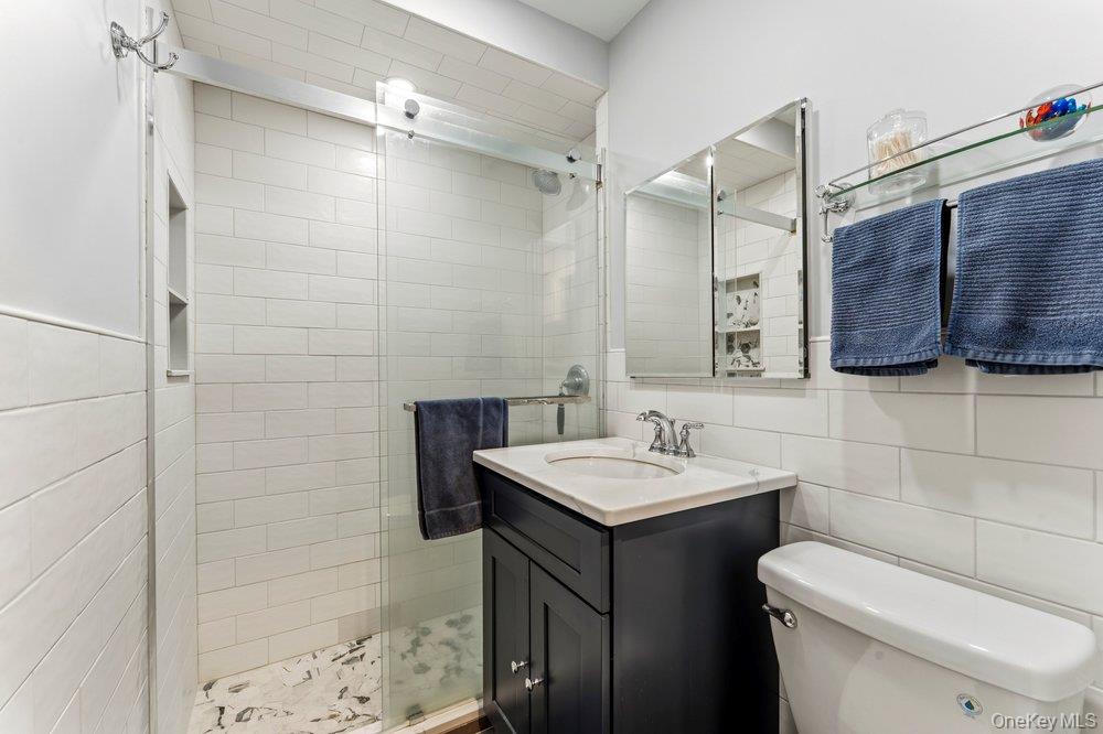 195 South Middle Neck Road, Unit 1F Great Neck, NY 11021 - Photo 7 of 14