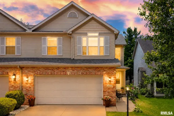 $319,000 | 2212 West Kenfield Court, Peoria, IL 61615