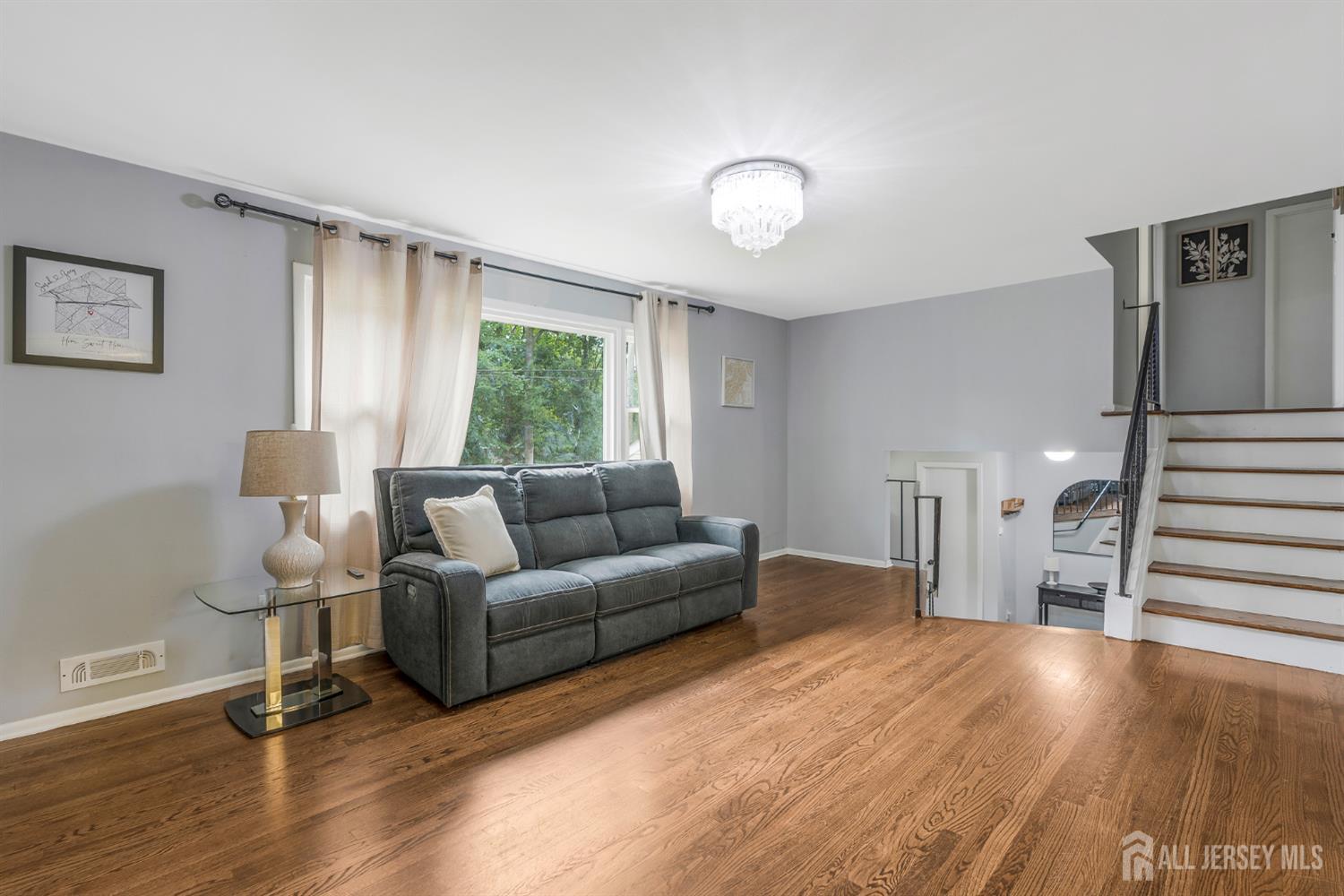 6 Joanne Way Springfield, NJ 07081 - Photo 13 of 39