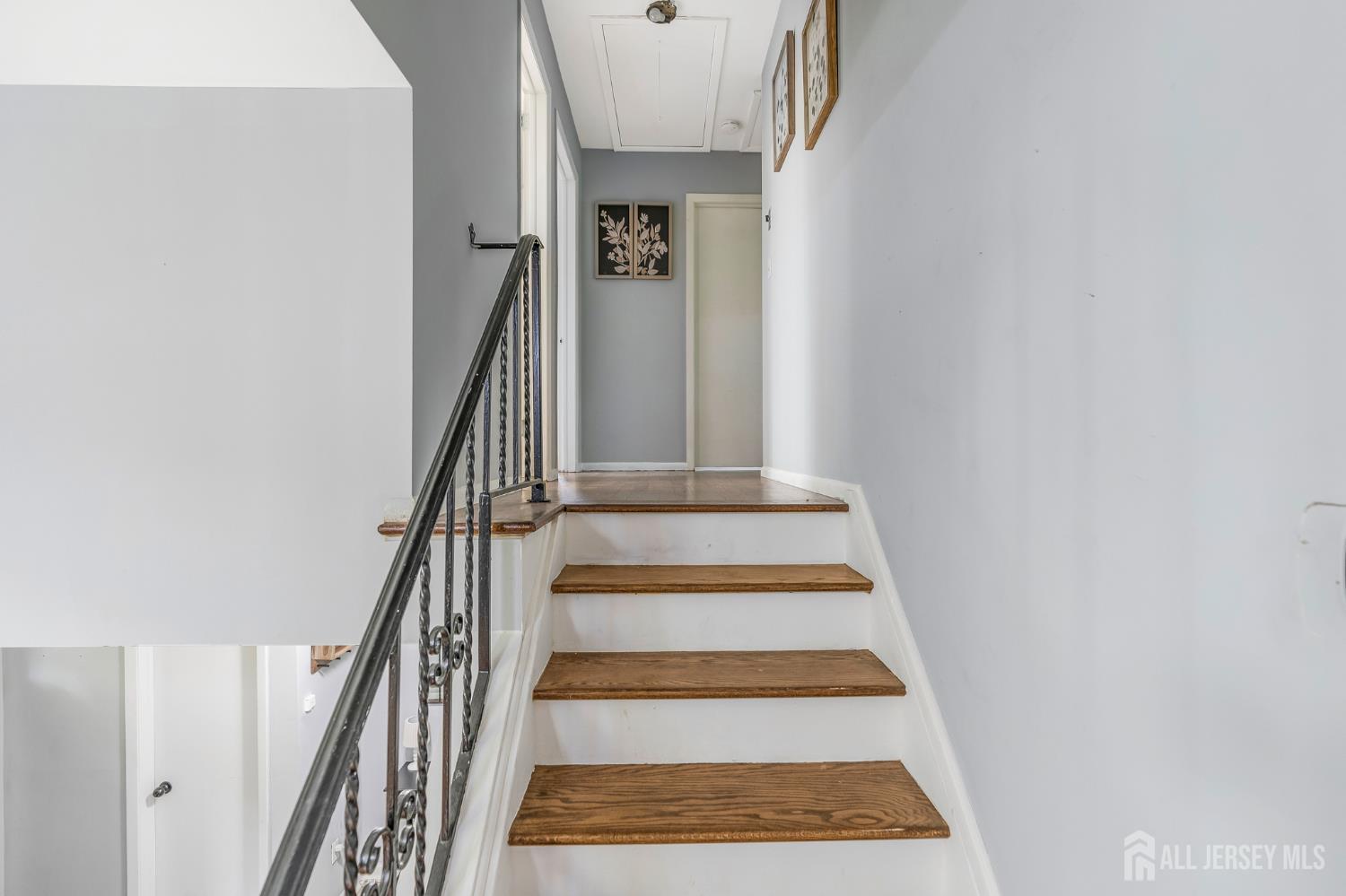 6 Joanne Way Springfield, NJ 07081 - Photo 22 of 39