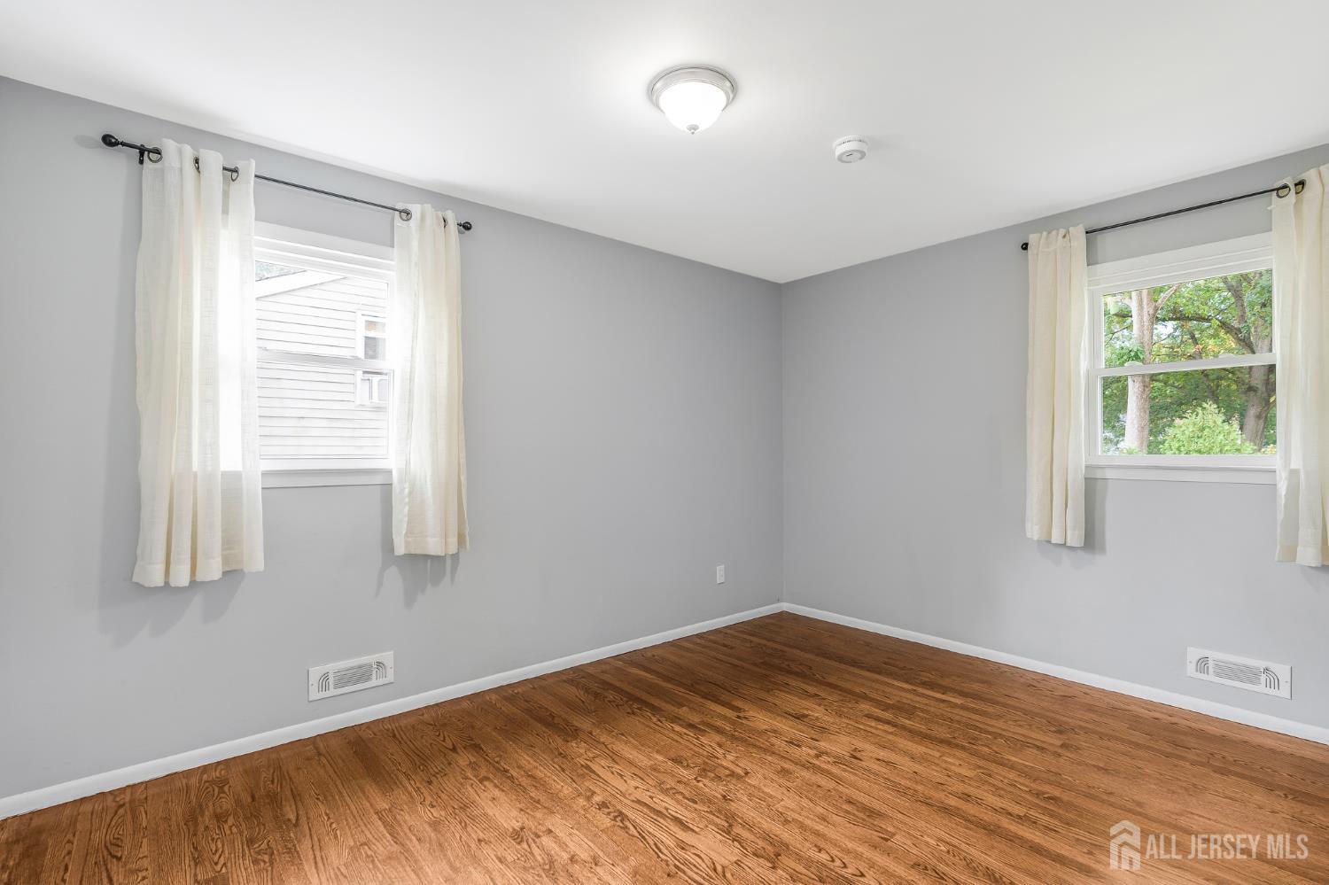 6 Joanne Way Springfield, NJ 07081 - Photo 27 of 39