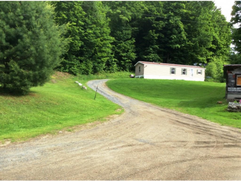 239 Whitcher Road Newbury, VT 05051 - Photo 6 of 33