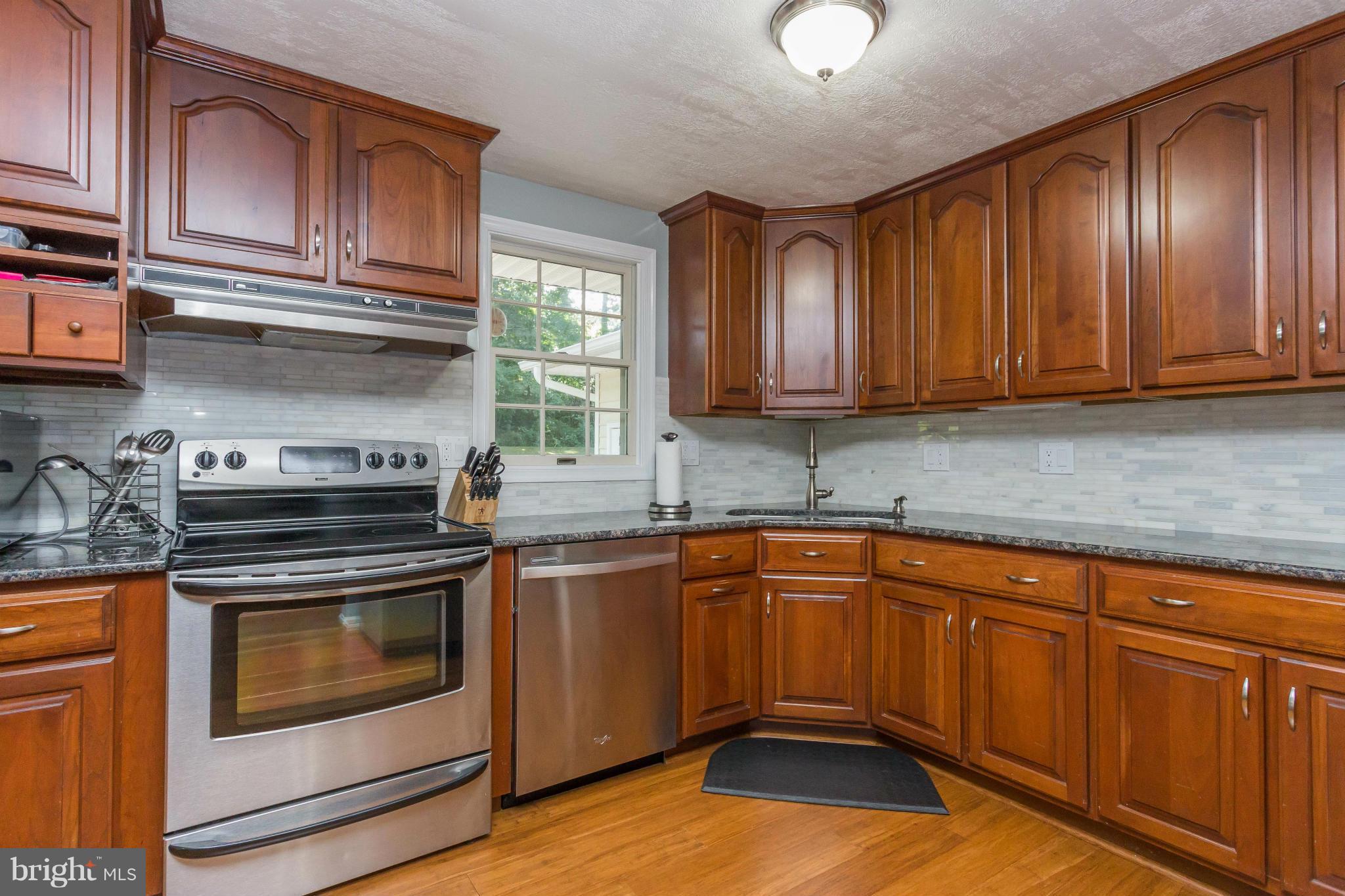 7809 Leland Road Manassas, VA 20111 - Photo 7 of 28 Kitchen