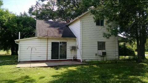 10208 North Linden Road Clio, MI 48420 - Photo 6 of 7 20424316-5.JPG