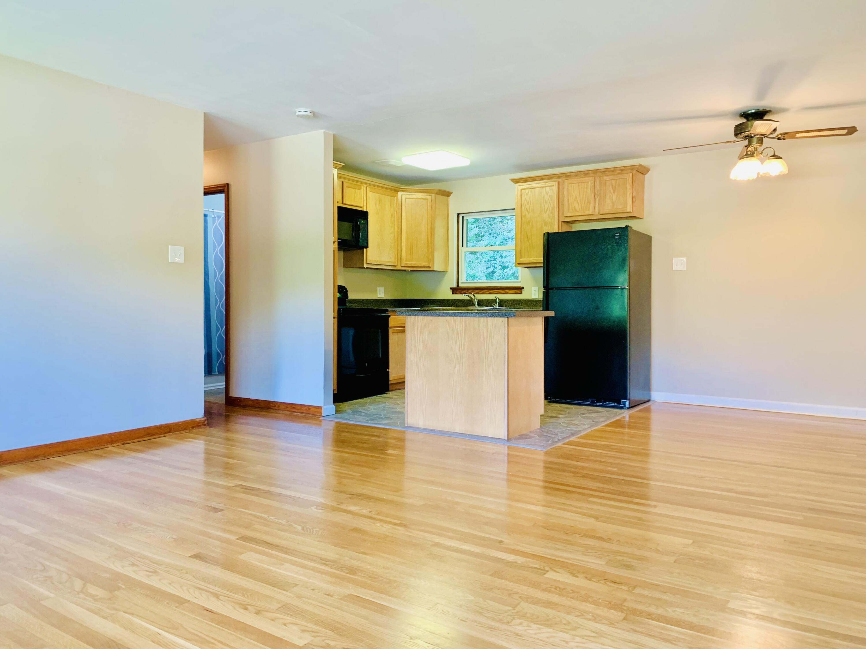 1812 Potts Creek Road Covington, VA 24426 - Photo 11 of 25 IMG_8215