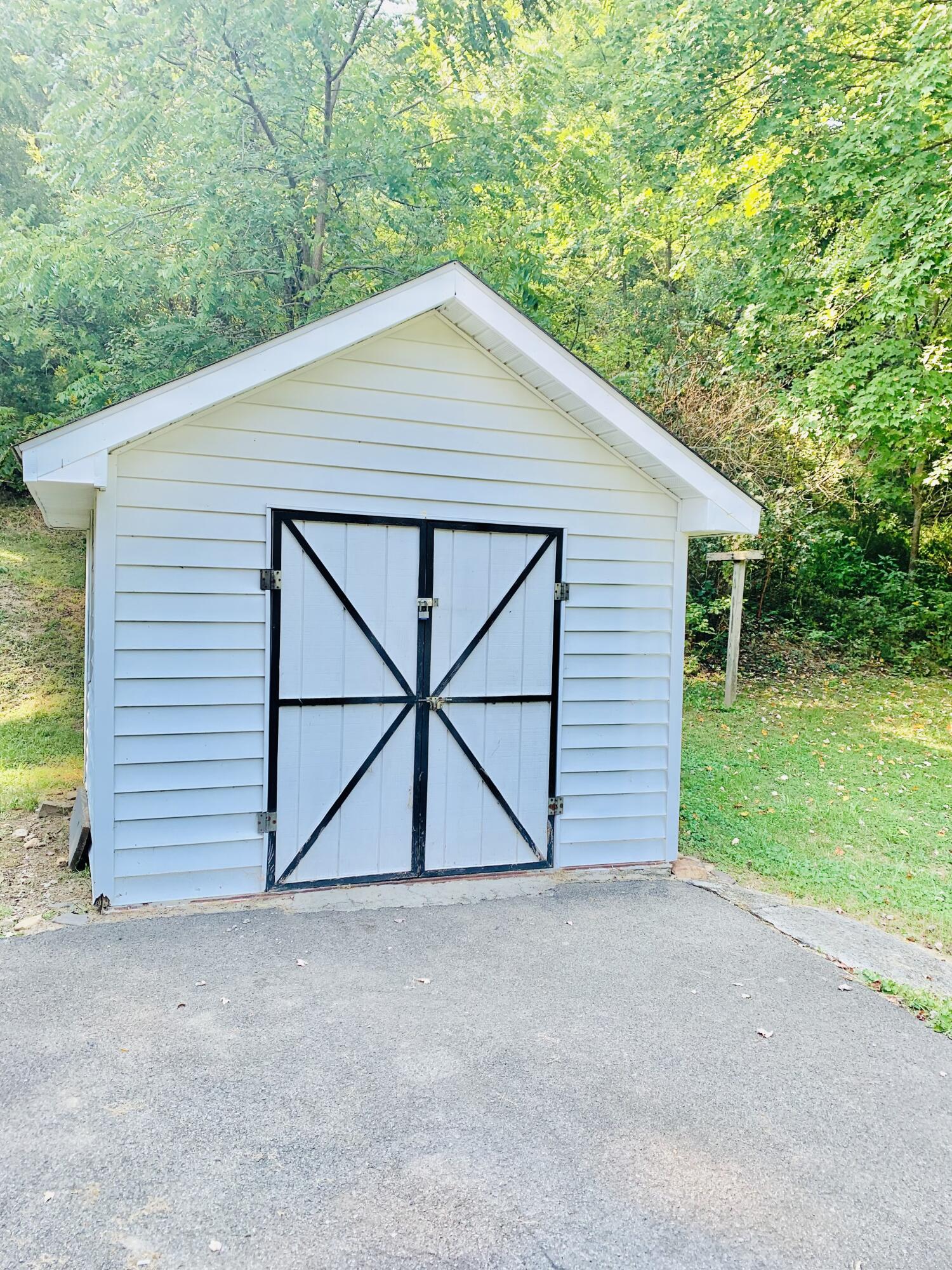 1812 Potts Creek Road Covington, VA 24426 - Photo 25 of 25 IMG_8181