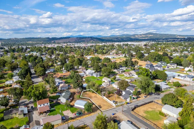 $120,000 | 9809 East Boone Avenue, Spokane Valley, WA 99206