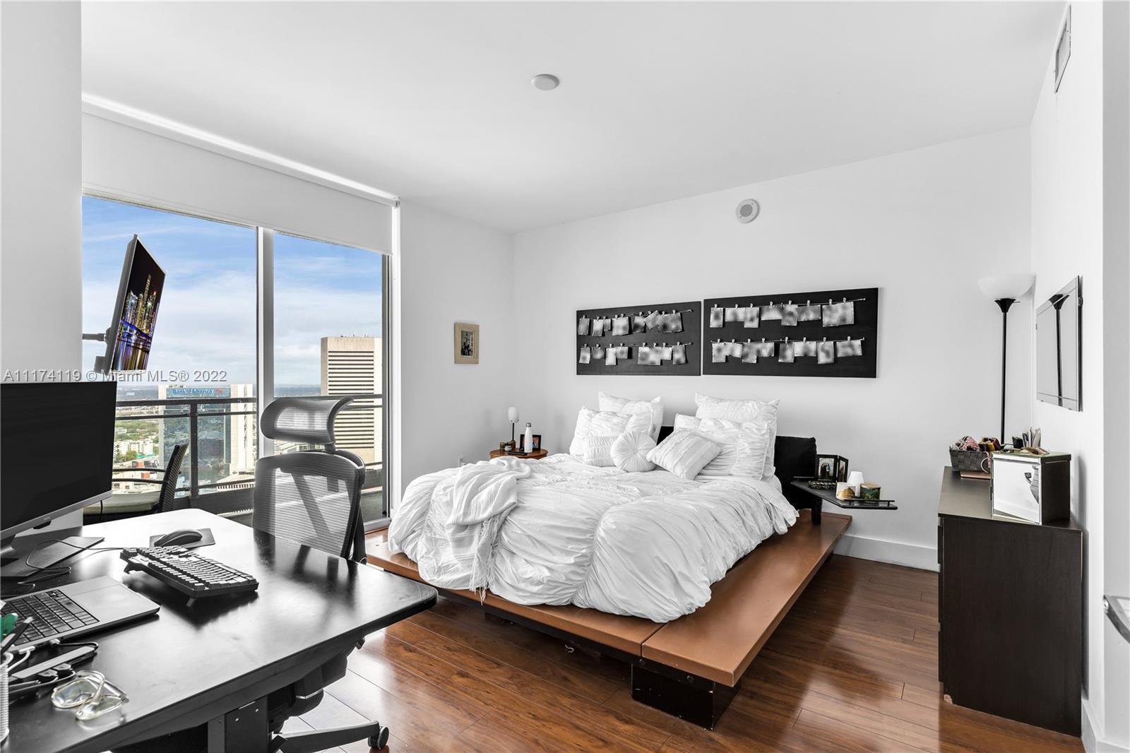 90 Southwest 3rd Street, Unit 3806 Miami, FL 33130 - Photo 13 of 29