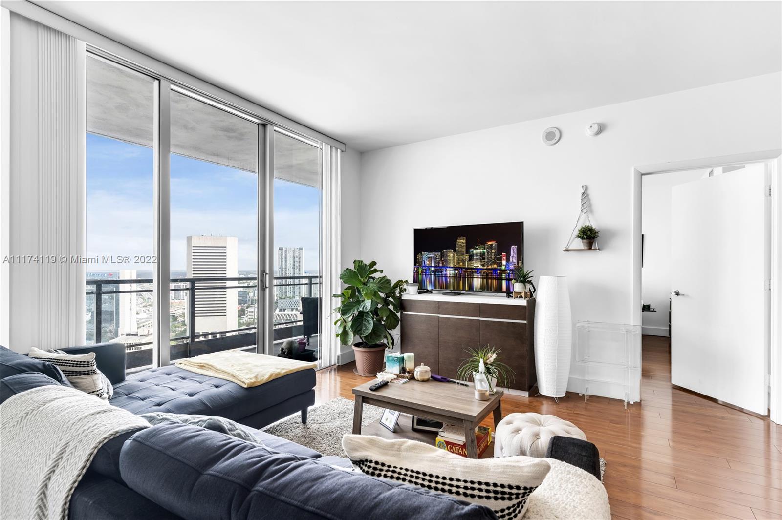 90 Southwest 3rd Street, Unit 3806 Miami, FL 33130 - Photo 18 of 29