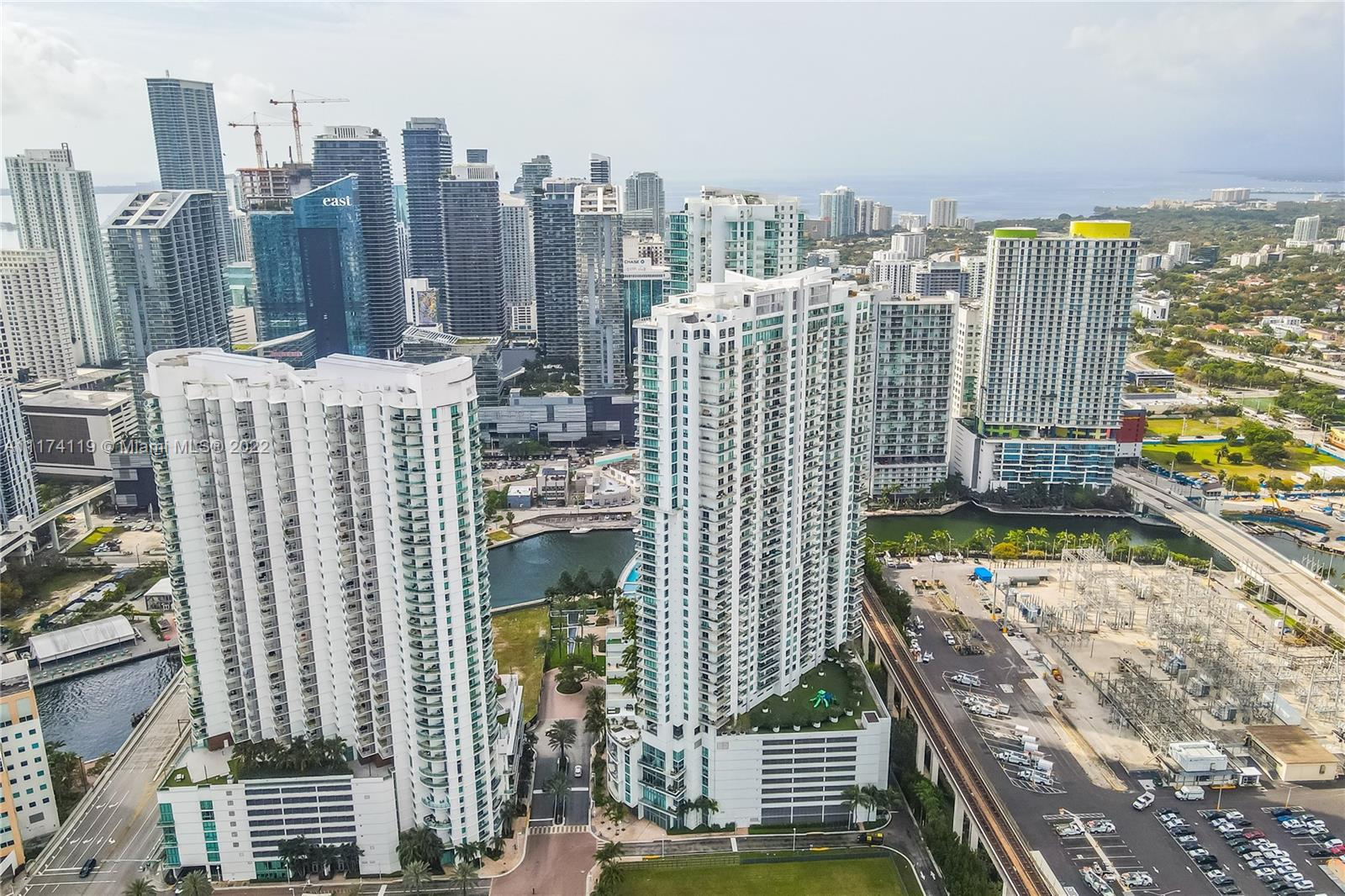 90 Southwest 3rd Street, Unit 3806 Miami, FL 33130 - Photo 27 of 29