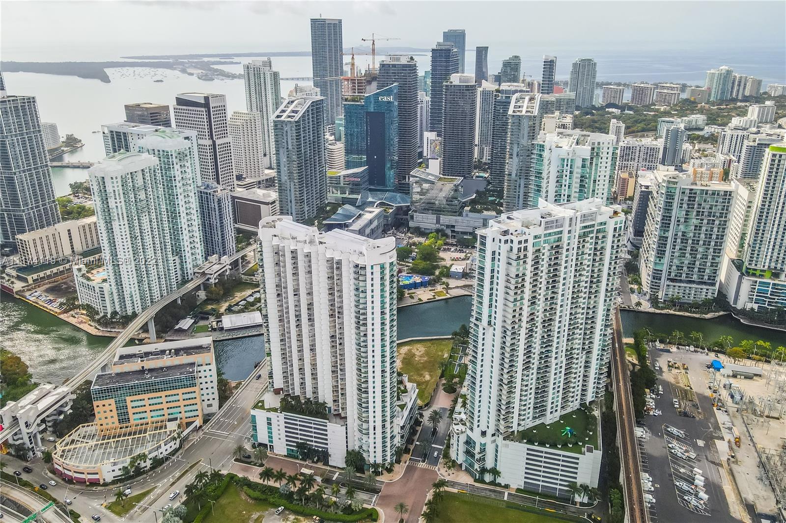 90 Southwest 3rd Street, Unit 3806 Miami, FL 33130 - Photo 28 of 29