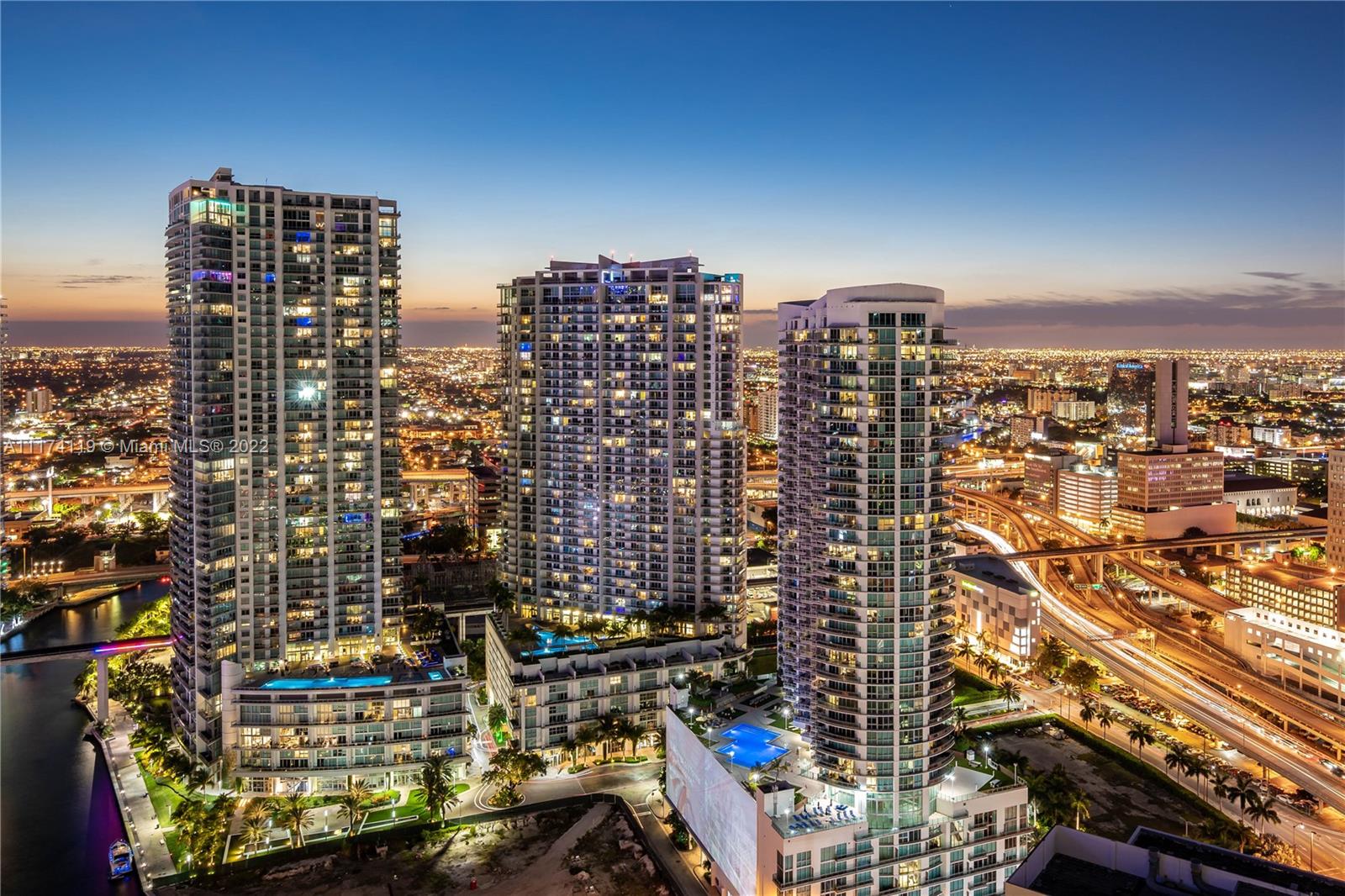 90 Southwest 3rd Street, Unit 3806 Miami, FL 33130 - Photo 3 of 29