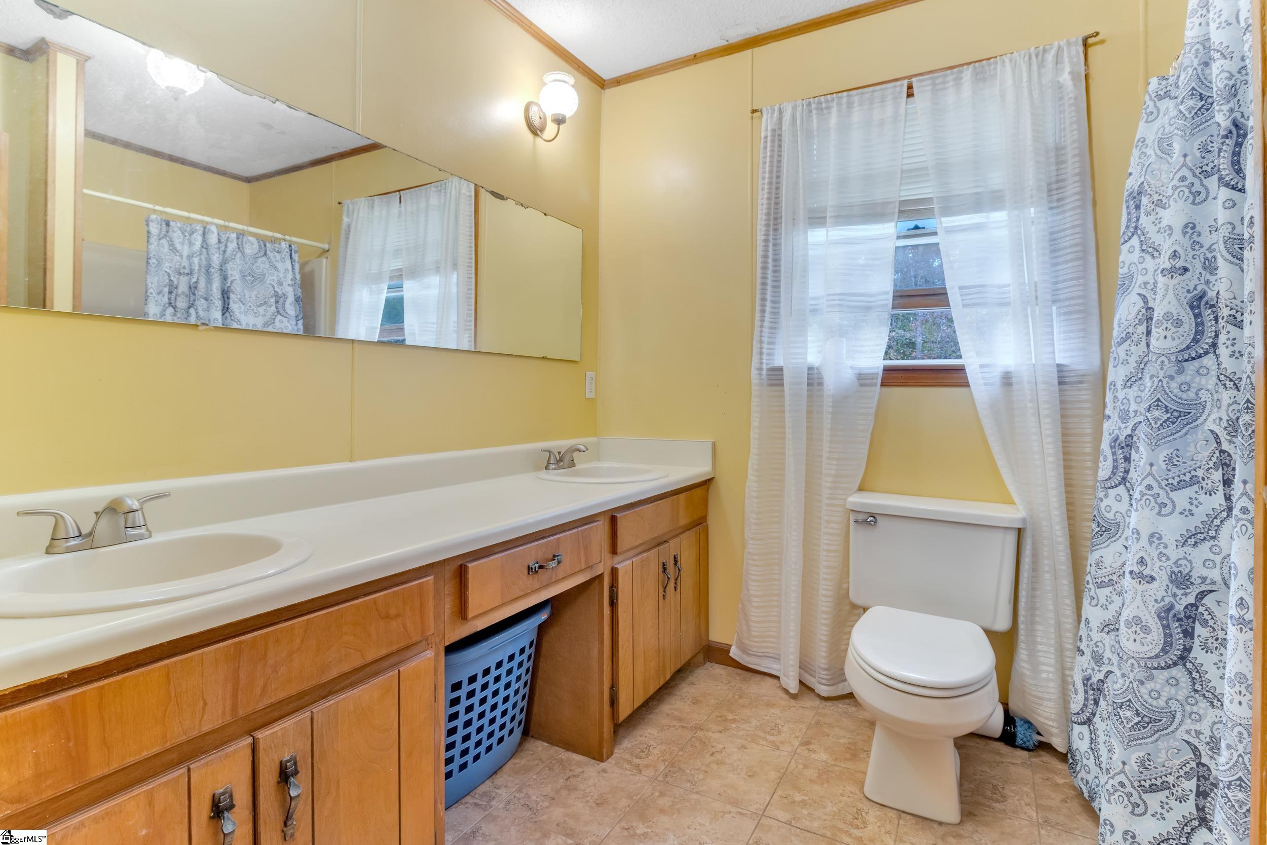 199 Anderson Drive Roebuck, SC 29376 - Photo 21 of 41