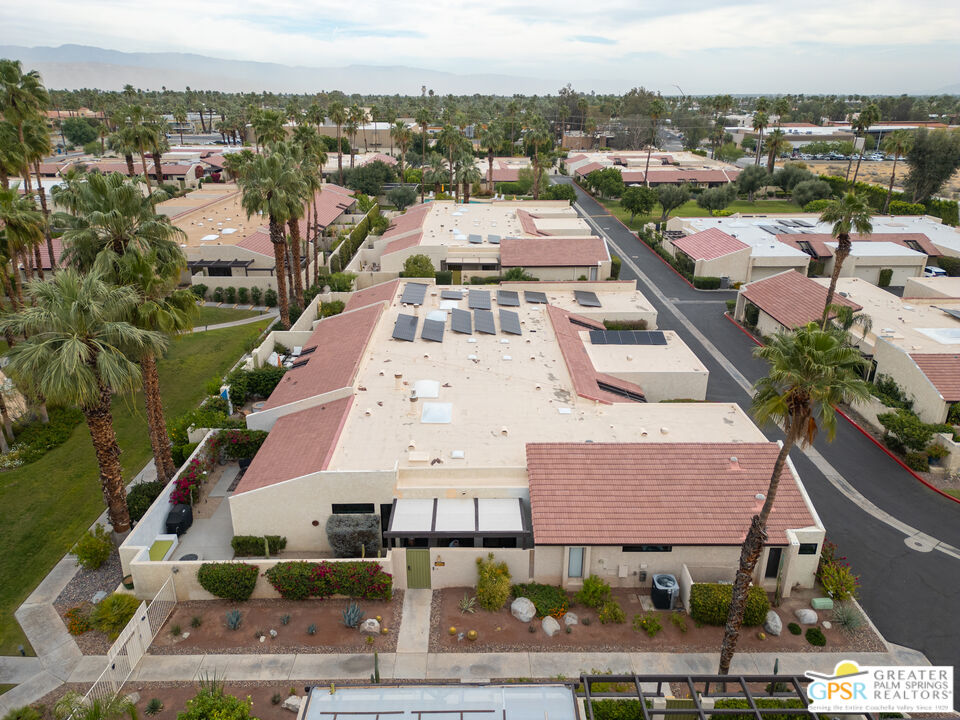 1310 East Andreas Road Palm Springs, CA 92262 - Photo 4 of 55