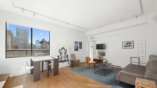 $3,995 | 310 West 56th Street, Unit PHE | Hell's Kitchen